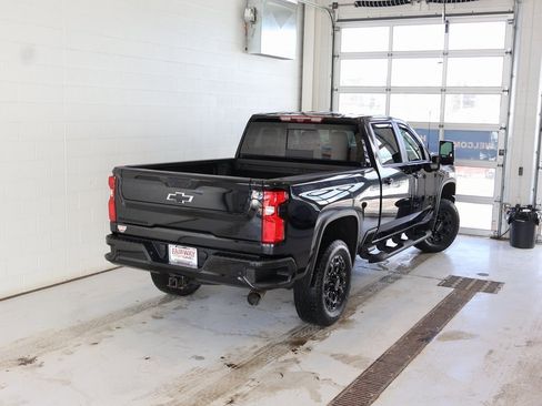Used 2022 Chevrolet Silverado 3500 LTZ w/ LTZ Plus Package image 52