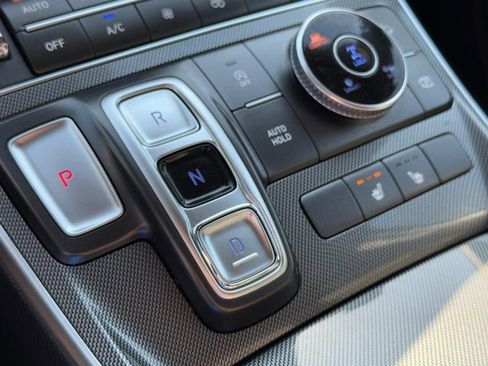 Used 2023 Hyundai Santa Fe SEL image 19