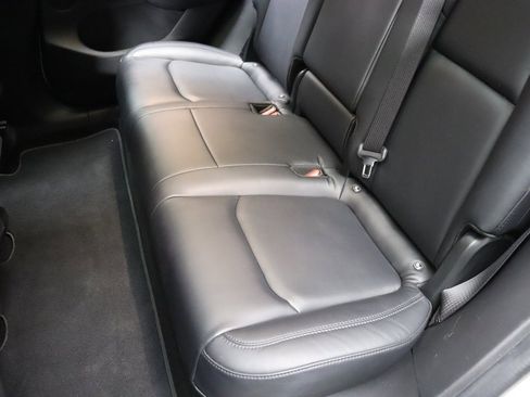 Used 2020 Tesla Model Y Long Range image 37