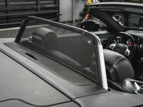 Used 2015 Mercedes-Benz SL 63 AMG image 28