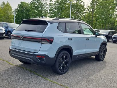 New 2026 Volkswagen Taos SE