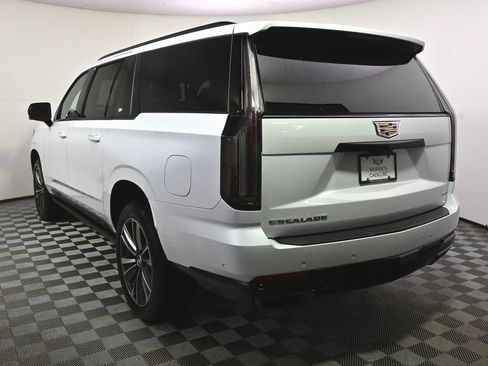 New 2026 Cadillac Escalade ESV Sport image 4