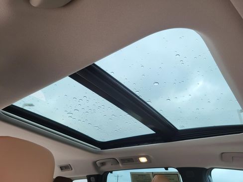 Used 2023 INFINITI QX60 Sensory w/ Vision Package image 16