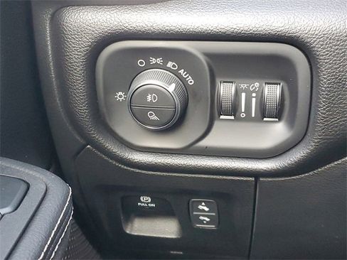 New 2026 RAM 1500 Laramie w/ Sport Appearance Package AWD/4WD image 19