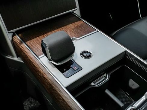 New 2026 Land Rover Range Rover SE AWD/4WD image 29