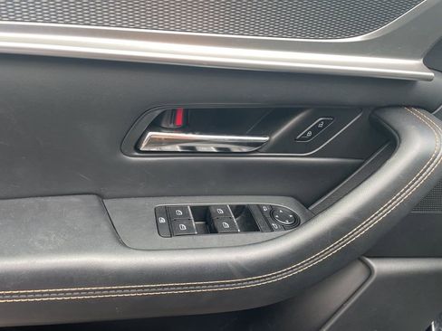 Used 2025 MAZDA CX-90 3.3 Turbo w/ Preferred Package image 9