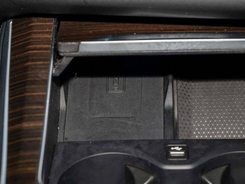 Used 2024 BMW X5 xDrive50e image 27