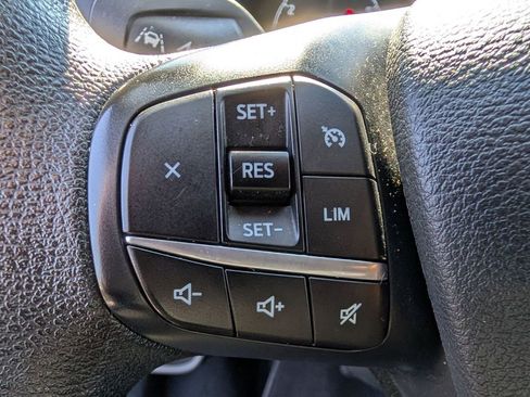 Used 2022 Ford Transit 350 XLT RWD image 27