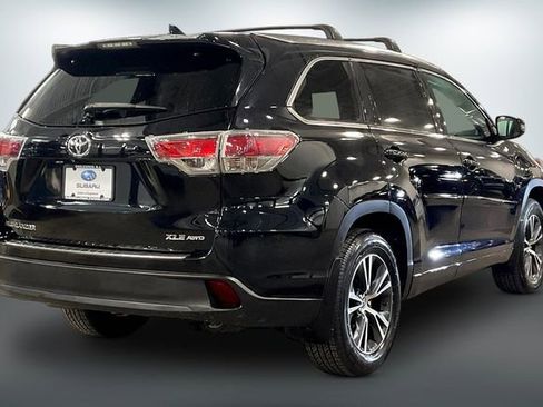 Used 2016 Toyota Highlander XLE AWD/4WD image 13