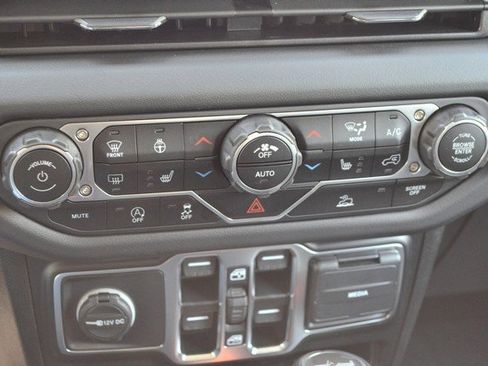 New 2025 Jeep Wrangler Sahara image 28