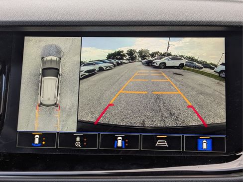 Used 2023 Buick Envision Avenir FWD image 22