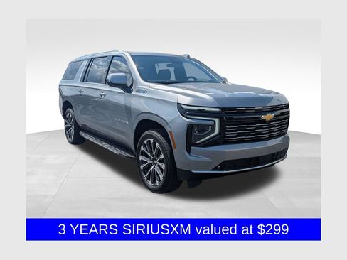 Used 2025 Chevrolet Suburban High Country AWD/4WD image 1