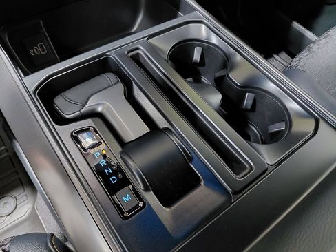 Certified 2025 Ford F150 Tremor AWD/4WD image 9