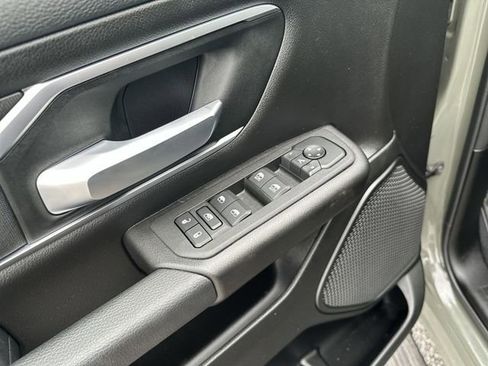 Used 2025 RAM 1500 Big Horn AWD/4WD image 17