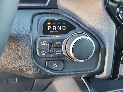 Used 2025 RAM 1500 Big Horn image 32