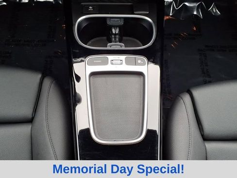 Used 2025 Mercedes-Benz CLA 250 4MATIC image 15