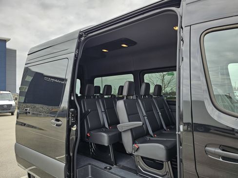 New 2025 Mercedes-Benz Sprinter 2500 image 21