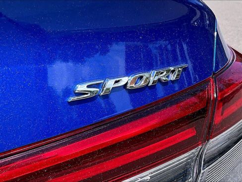 Used 2023 Honda Civic Sport image 10