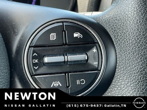 Used 2025 Kia Soul LX w/ LX Technology Package FWD image 22