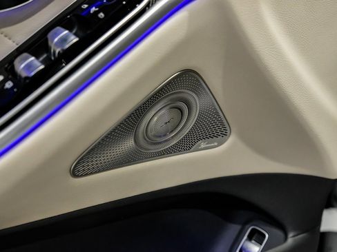 Used 2025 Mercedes-Benz S 580 4MATIC Sedan image 44