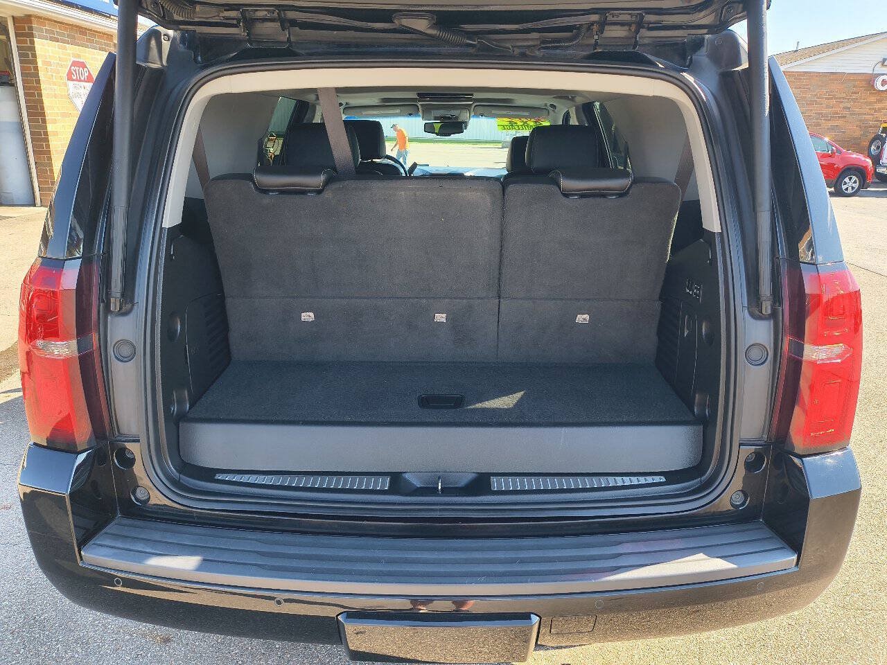 Used 2019 Chevrolet Tahoe LT AWD/4WD image 6