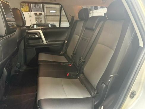 Used 2018 Toyota 4Runner SR5 Premium AWD/4WD image 25