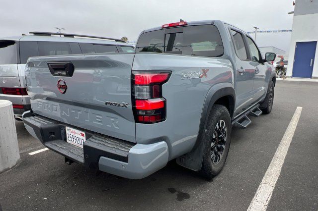 Used 2023 Nissan Frontier Pro-X w/ Pro Convenience Package RWD image 7
