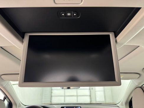 New 2026 Honda Odyssey Touring image 24