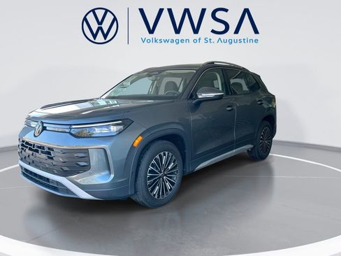 New 2026 Volkswagen Tiguan S FWD image 3
