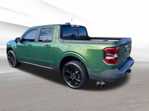 Used 2025 Ford Maverick Lariat w/ Black Appearance Package image 4