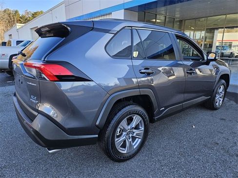 Used 2024 Toyota RAV4 XLE image 7