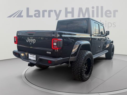 Used 2020 Jeep Gladiator Overland AWD/4WD image 5