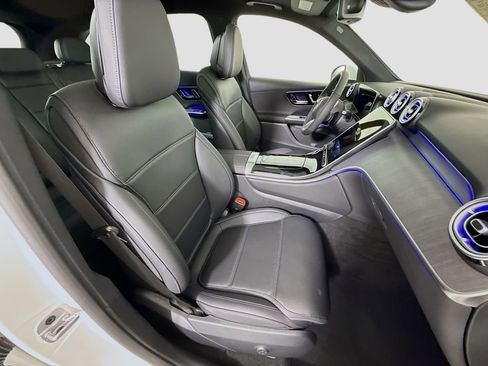 Used 2026 Mercedes-Benz GLC 300 4MATIC image 29