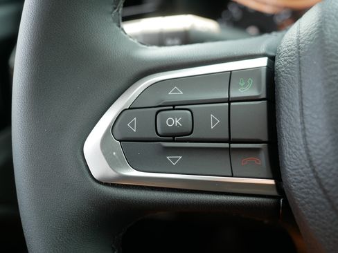 Used 2026 Jeep Compass Limited AWD/4WD image 28