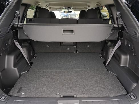 New 2026 Mitsubishi Outlander ES image 26