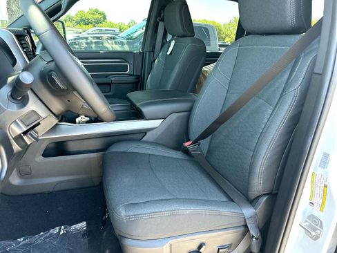 New 2026 RAM 2500 Lone Star AWD/4WD image 17