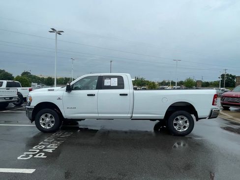Used 2024 RAM 2500 Big Horn AWD/4WD image 4