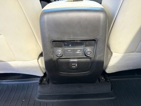 Used 2023 Buick Enclave Essence w/ Experience Buick Package AWD/4WD image 36