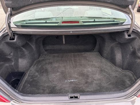 Used 2002 Toyota Camry LE image 9