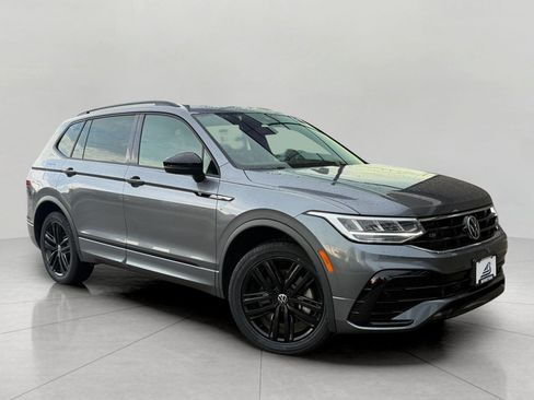 Used 2022 Volkswagen Tiguan SE R-Line AWD/4WD image 1