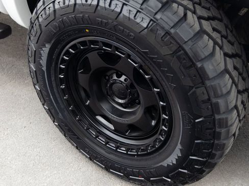 Used 2019 Ford Ranger XLT w/ FX4 Off-Road Package image 11