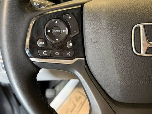 Used 2019 Honda Pilot Touring image 10