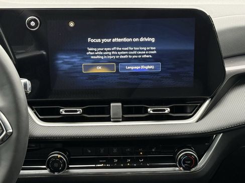 New 2026 Chevrolet Equinox LT image 15