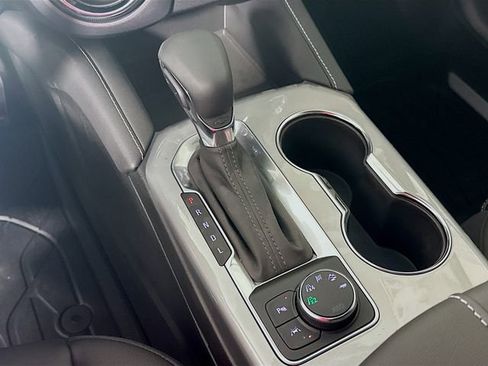 New 2025 Chevrolet Blazer LT w/ Midnight/Sport Edition image 16