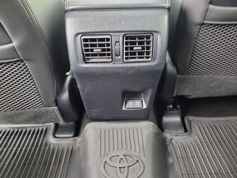 Certified 2022 Toyota 4Runner SR5 Premium image 17