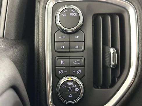 Used 2022 GMC Sierra 2500 Denali AWD/4WD image 39