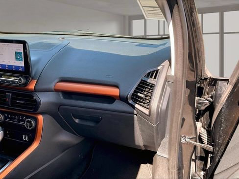 Used 2021 Ford EcoSport SE w/ SE Convenience Package FWD image 26