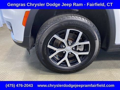 Certified 2024 Jeep Grand Cherokee L Limited AWD/4WD image 51