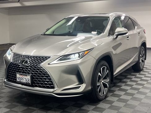 Certified 2022 Lexus RX 350 FWD w/ Premium Package image 2