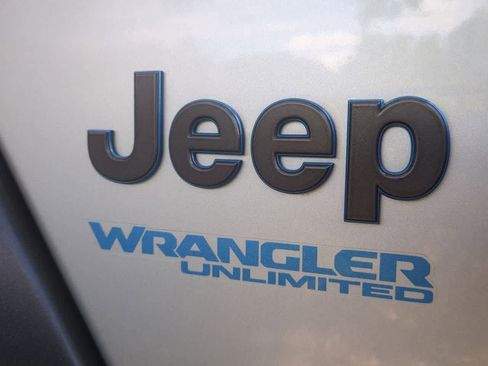 Used 2022 Jeep Wrangler Unlimited Rubicon 4xe w/ Safety Group image 12